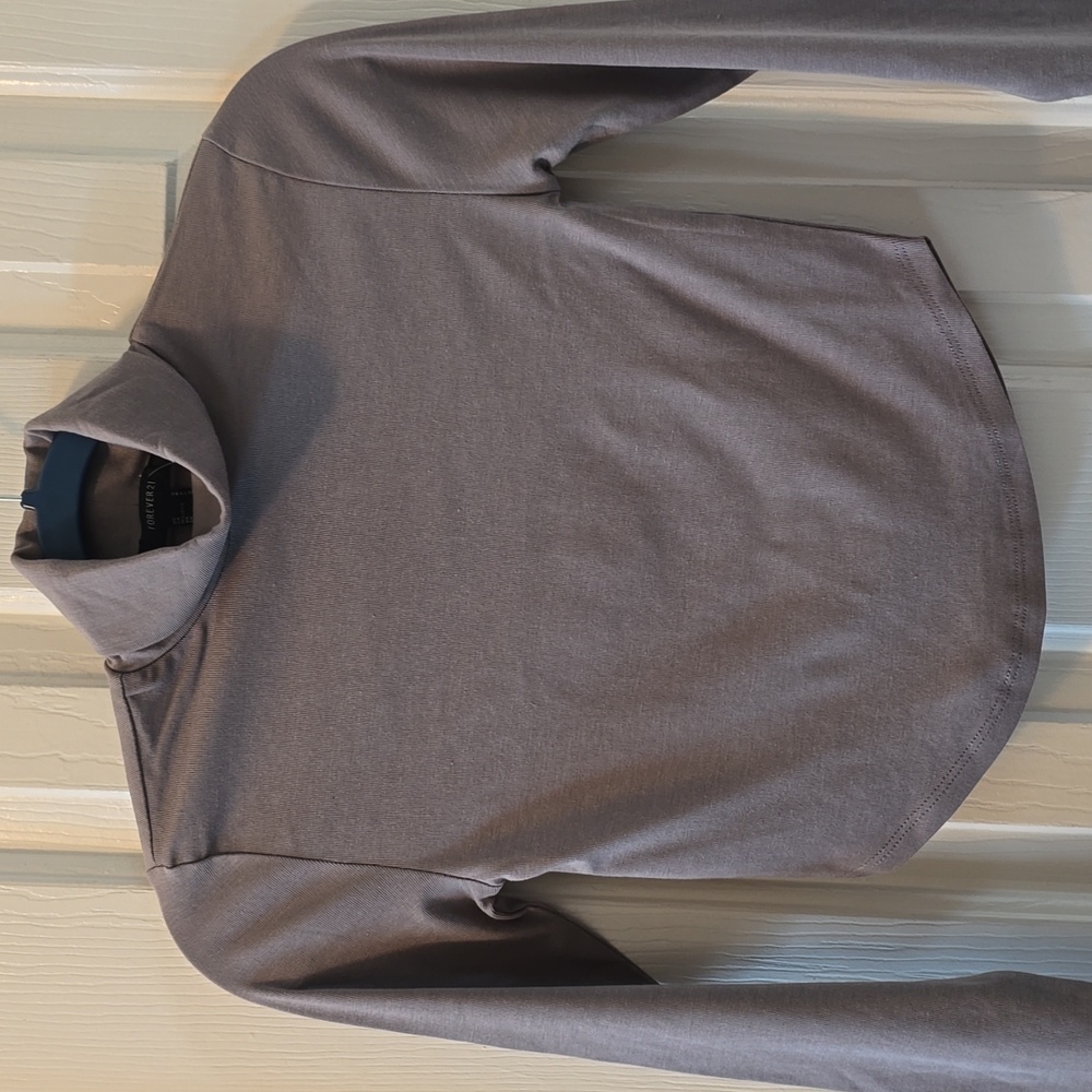 FOREVER 21 WOMEN'S JUNIORS GRAY TURTLENECK TOP SIZE LARGE